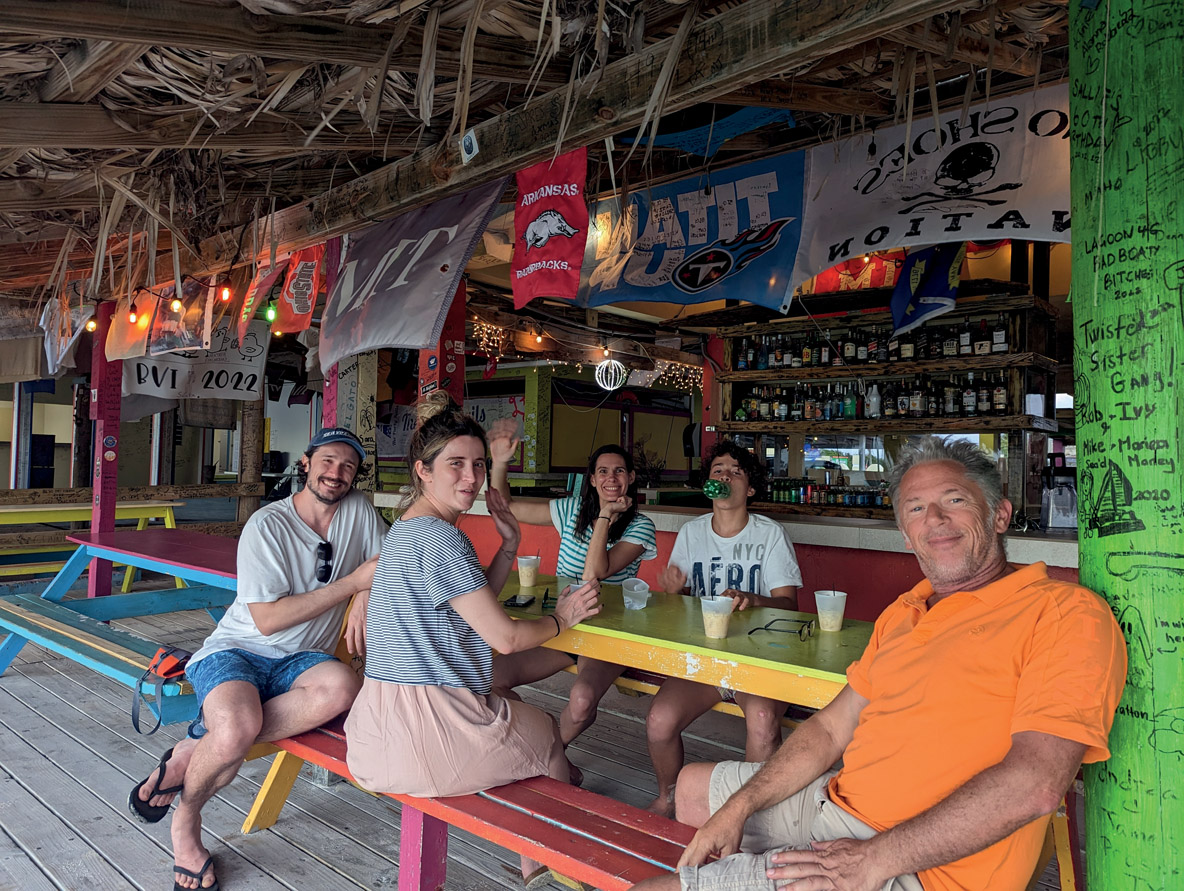 Stopover at Setting Point, on the island of  Anegada, the only flat land in the BVI archipelago: coral is at work here, not volcanic eruptions...