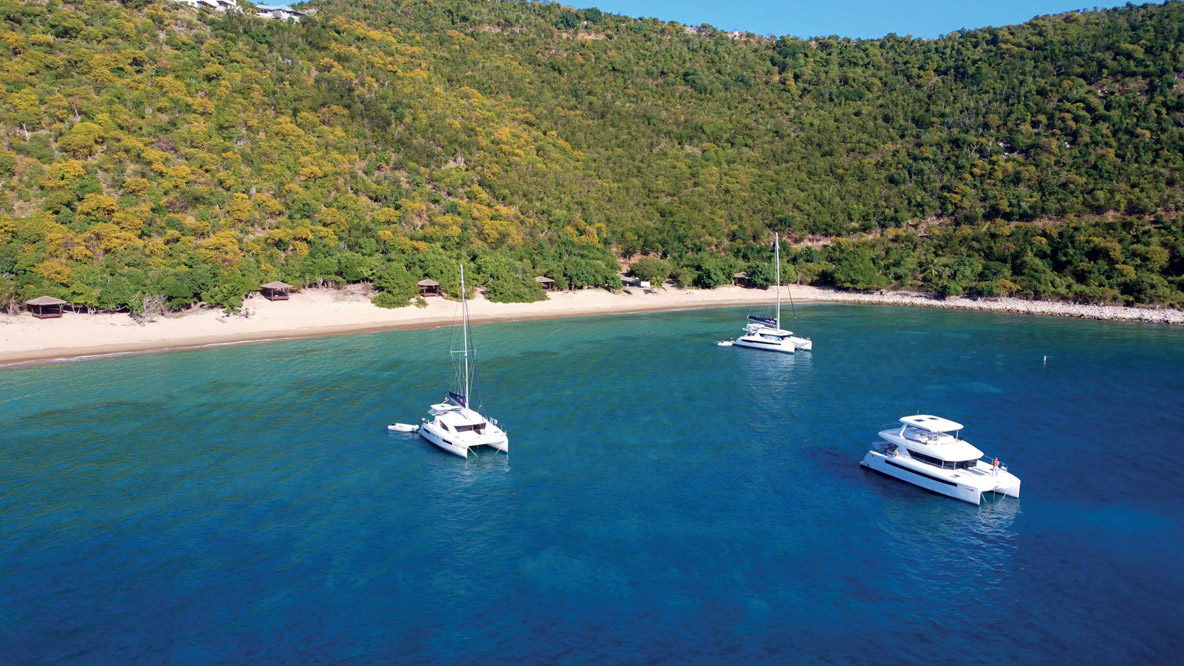 White Bay Beach, on Peter Island, is not very popular because it is off the beaten track...