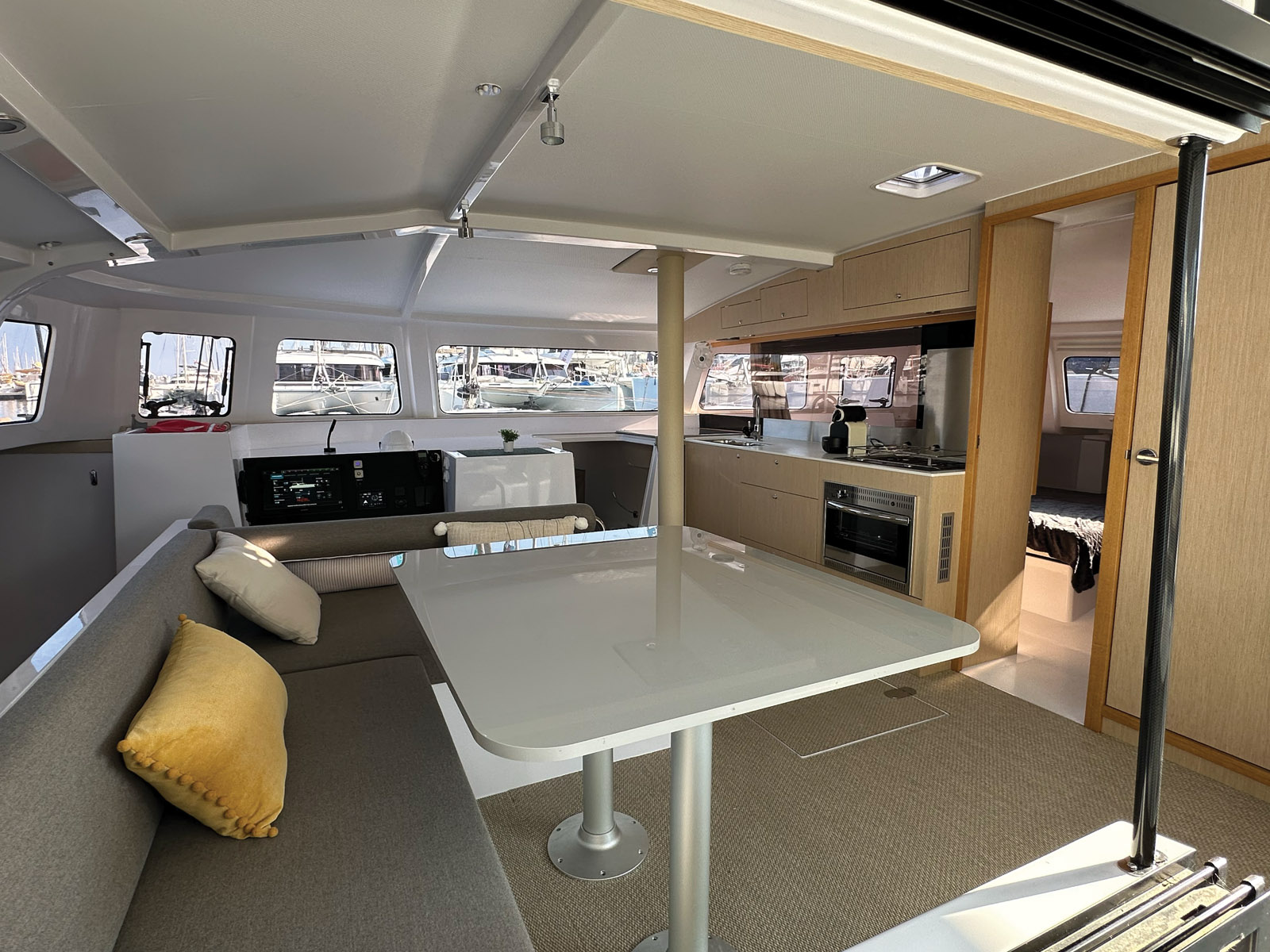 Forget everything you thought you knew about trimarans - the constraints of three hulls become a major asset here thanks to the wide nacelle.