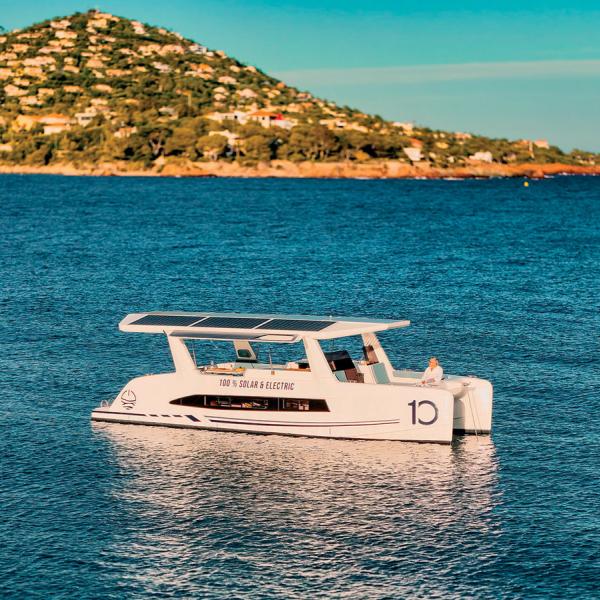 The M.10 features much more attractive hull lines than that of the M.9 prototype.  This is the result of excellent work between designer Vincent Lebailly and the Millikan Boats design team.