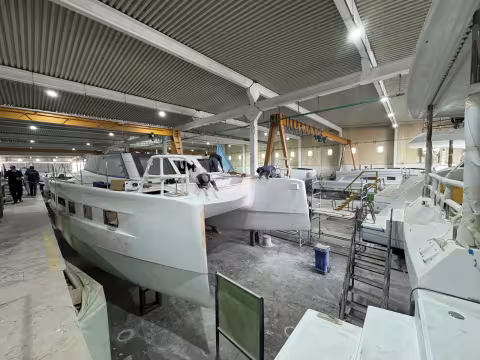 The four assembly lines (here that of the Aventura 45) are located in Building #4, which is 360 feet (110 meters) long.