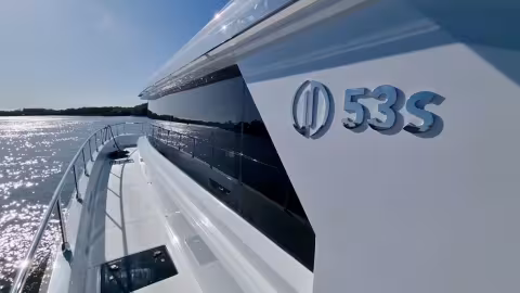 ILIAD 53SPORT SEDAN Powercat - Walk Through With Kevin Green - Multihulls World