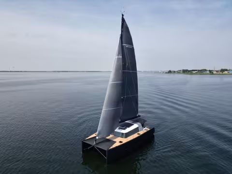 VAAN R5 Electric Catamaran - Boat Review Teaser - Multihulls World