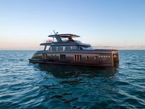 70 SUNREEF POWER | Walkthrough | Multihulls World