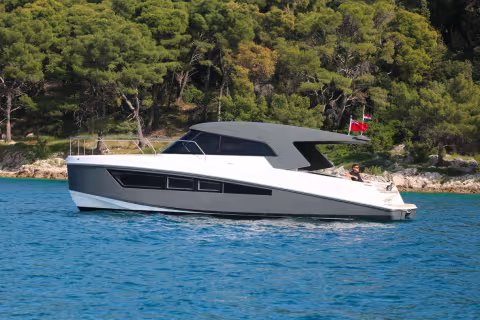 MAKAI M37 Powercat | Boat Review Teaser | Multihulls World
