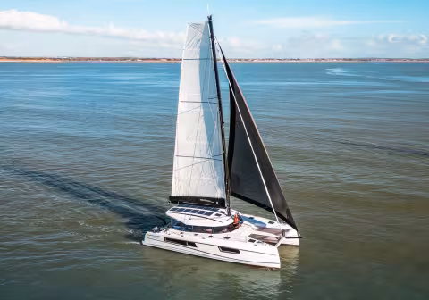 NAUTITECH 48 OPEN | Walkthrough | Multihulls World