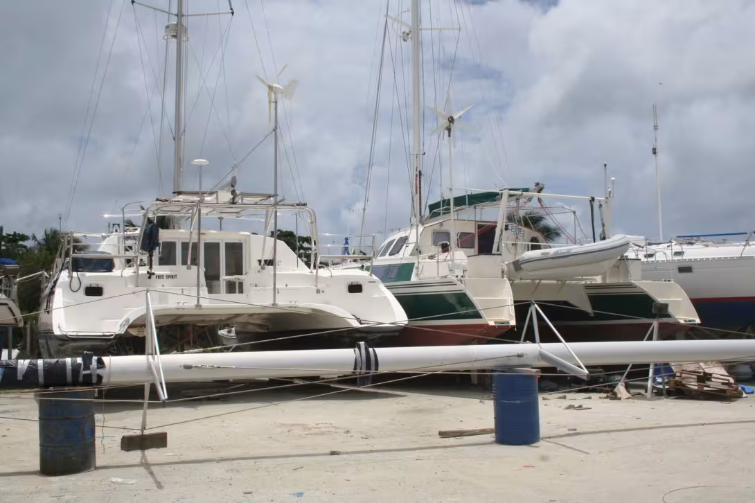 On the pontoons and in the advertisements, you will be spoilt for choice. Conscientiously drawing up your specifications by bringing together your needs, constraints and wishes is essential!