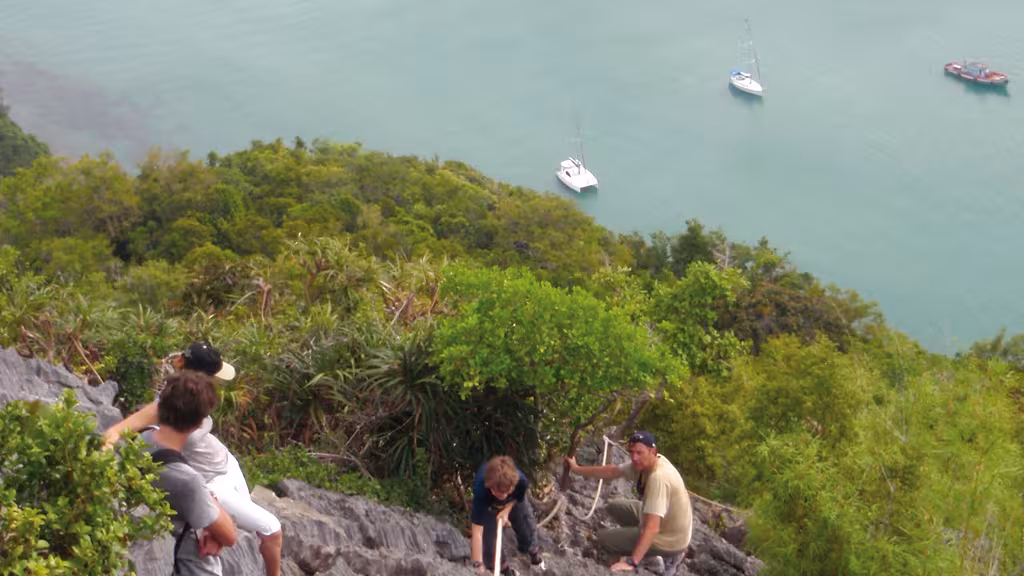 Climbing the rocky outcrop at Ang Thong: almost 300m height gain in 500m. It’s steep, but what a panorama!