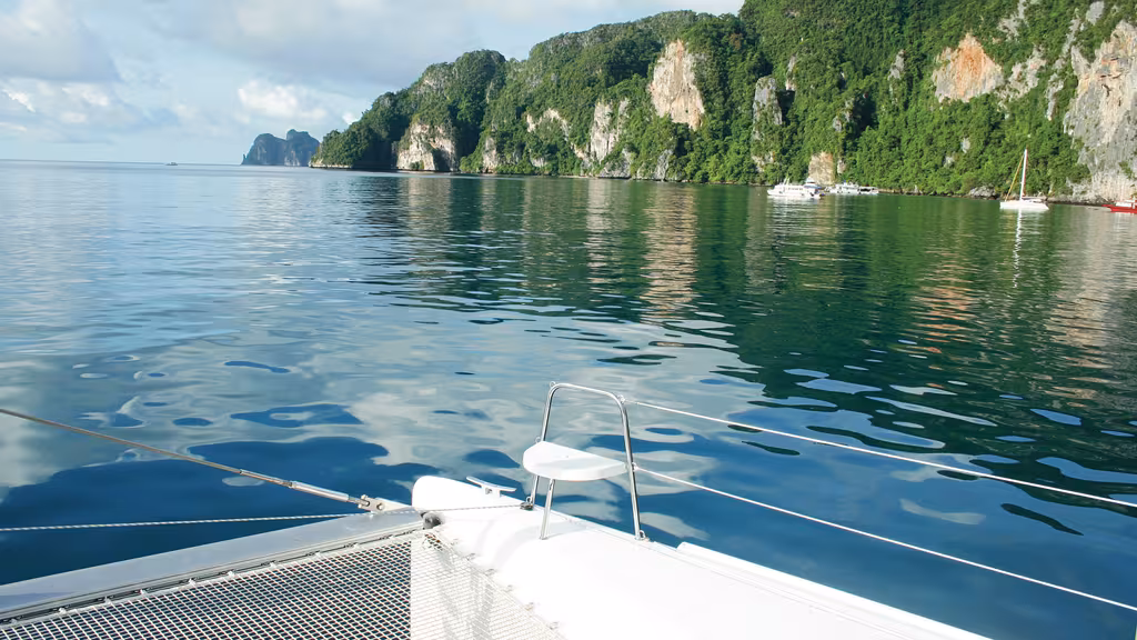 A perfect country for those who love exceptional anchorages!