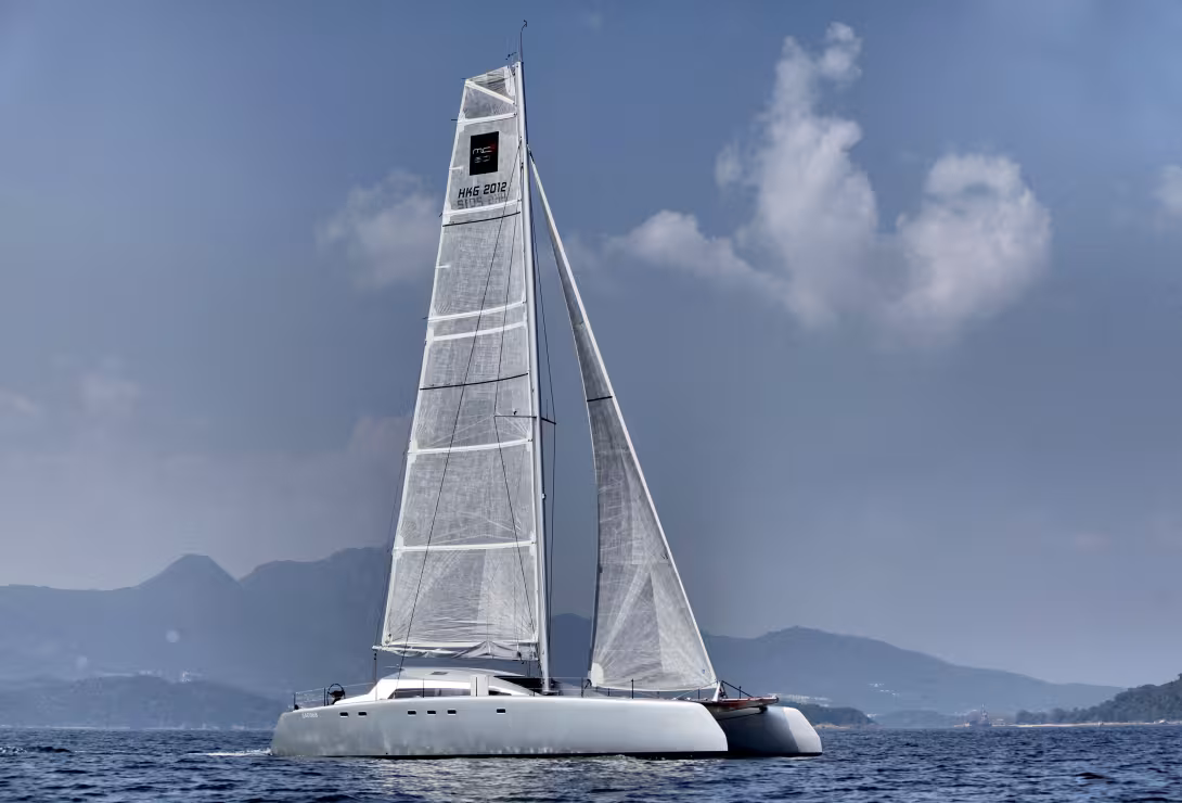Depending on sail configuration, the Bañuls slips along at 10-11 knots in less than 10 knots true... 