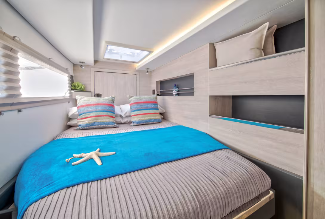 The port forward cabin in the 3-cabin version