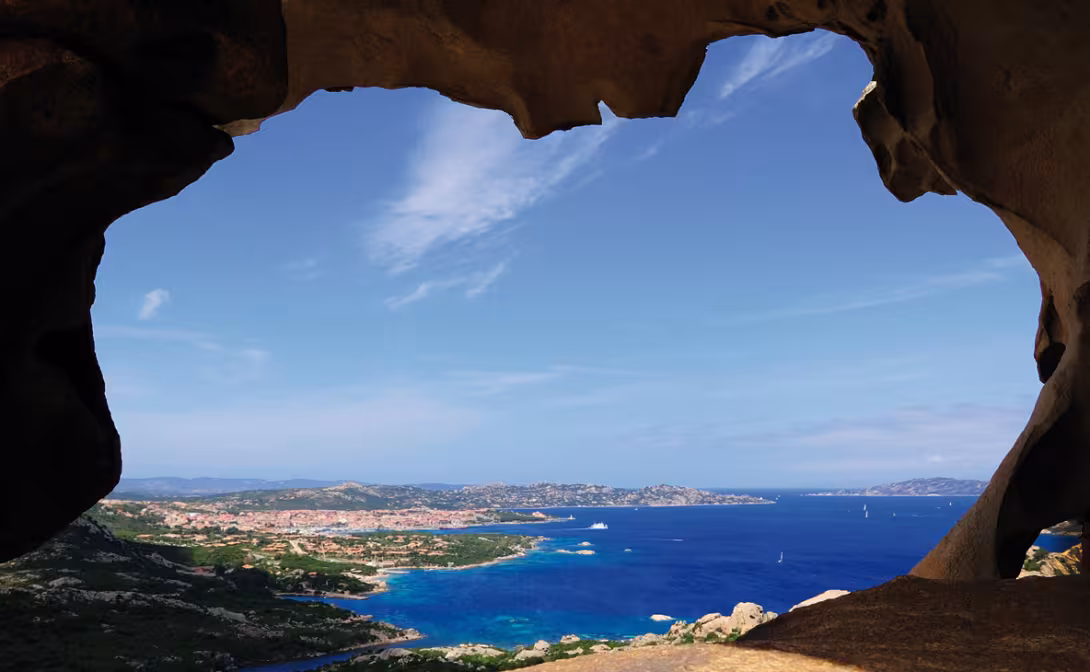 Beautiful landscapes surrounded by a superb sea. Sardinia is waiting for you…  