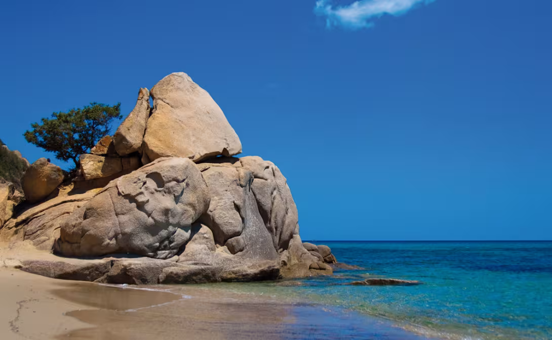 From the color of the water and the rocks you could be at the legendary Baths, in the BVI? Wrong! You're in Sardinia!  