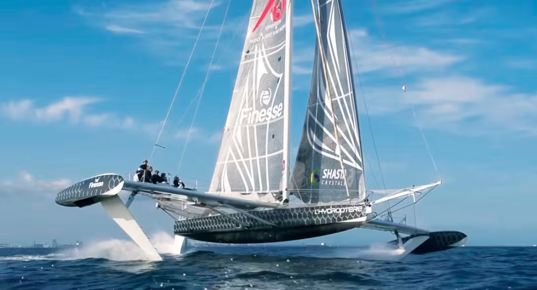 The Hydroptère, directly inspired by the work of Eric Tabarly, has become a high-performance V-shaped hydrofoil multihull.