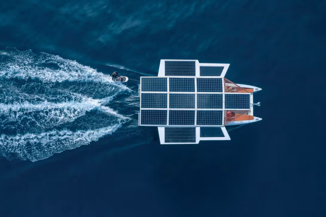 Once the wings are deployed, the solar panels can produce around 5 kWp...