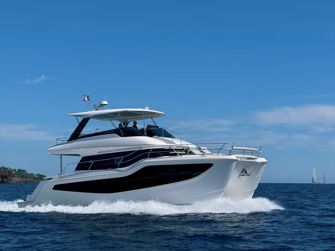 The stepped section that raises the foredeck could well be the new signature of the Yacht range. Note the large surface area of the hull portholes.